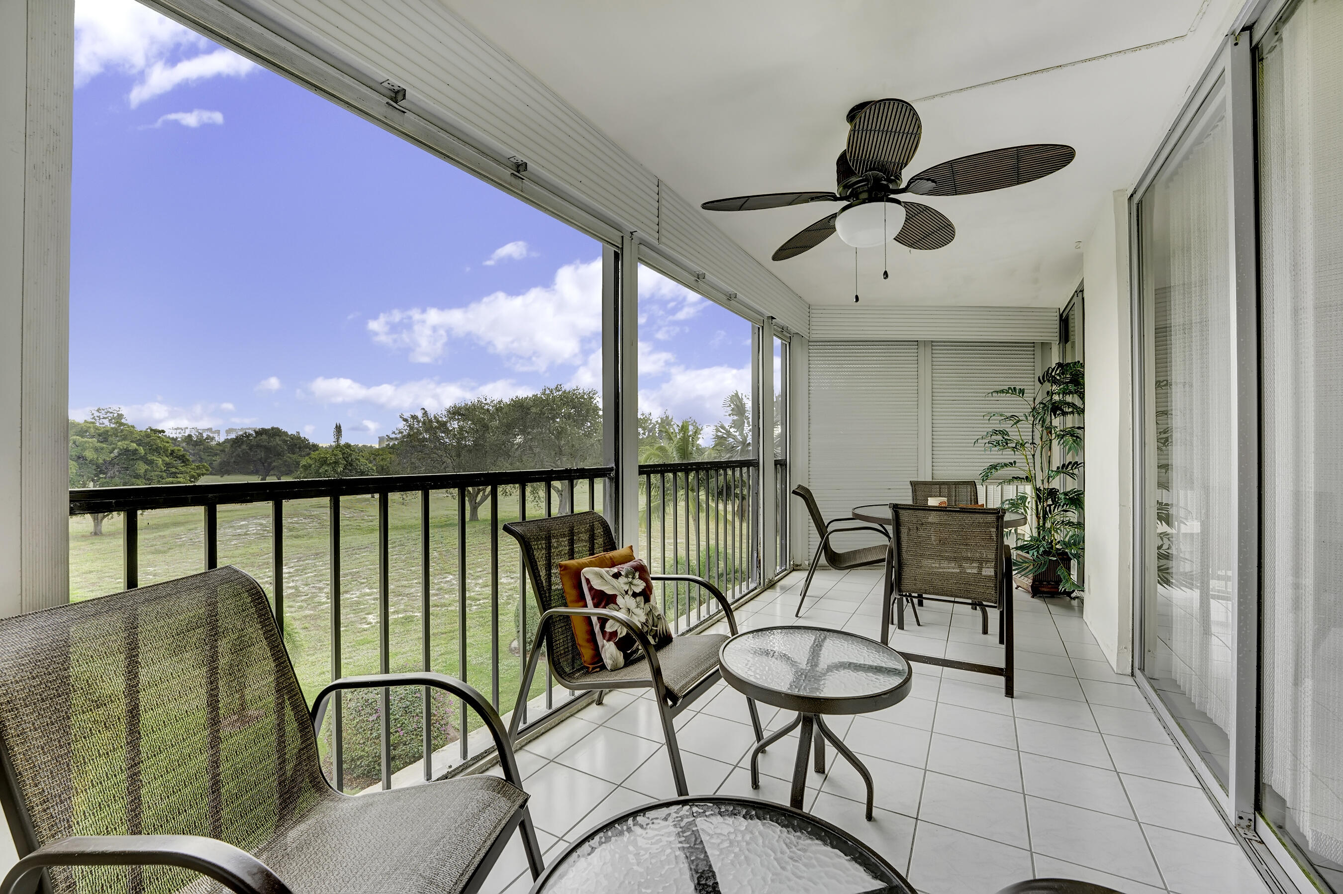 6400 Northwest 2nd Avenue, Unit 423 Boca Raton, FL 33487 - Photo 24 of 31 DSC07308
