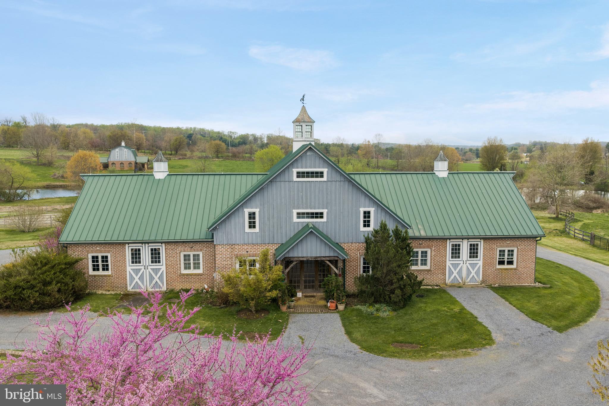 500 Bartram Road Kennett Square, PA 19348 - Photo 3 of 70 6 Stall Barn with Clinic
