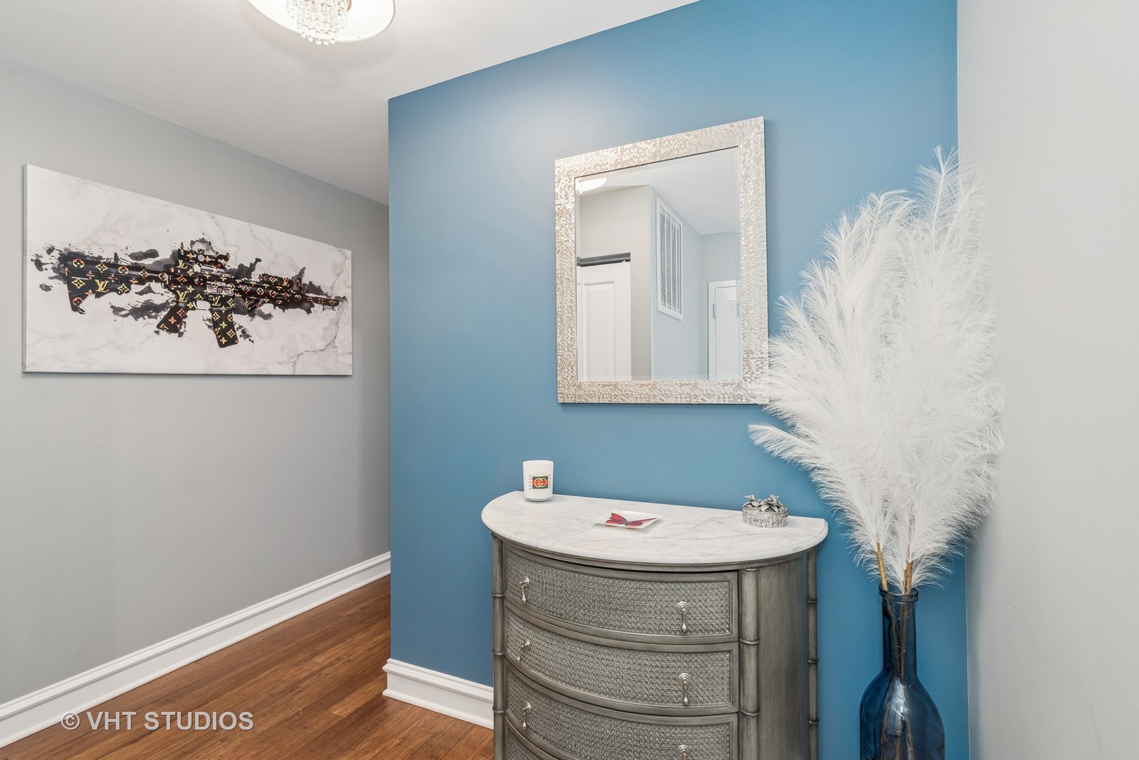 970 Harris Road, Unit 33 Grayslake, IL 60030 - Photo 4 of 24 a bathroom with a sink and mirror