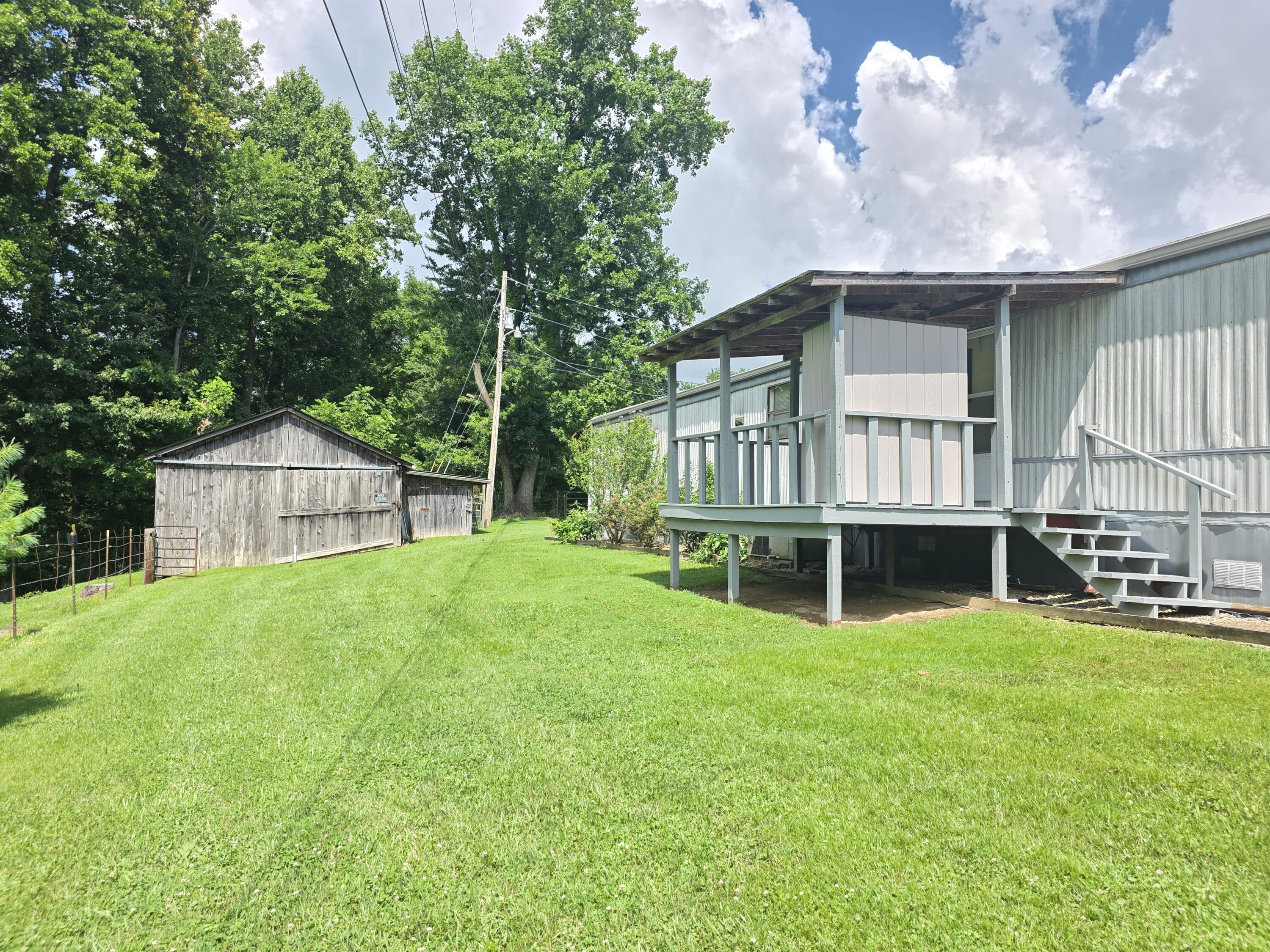 91 Blakley Subdivision Road London, KY 40741 - Photo 4 of 37 20260708_153539