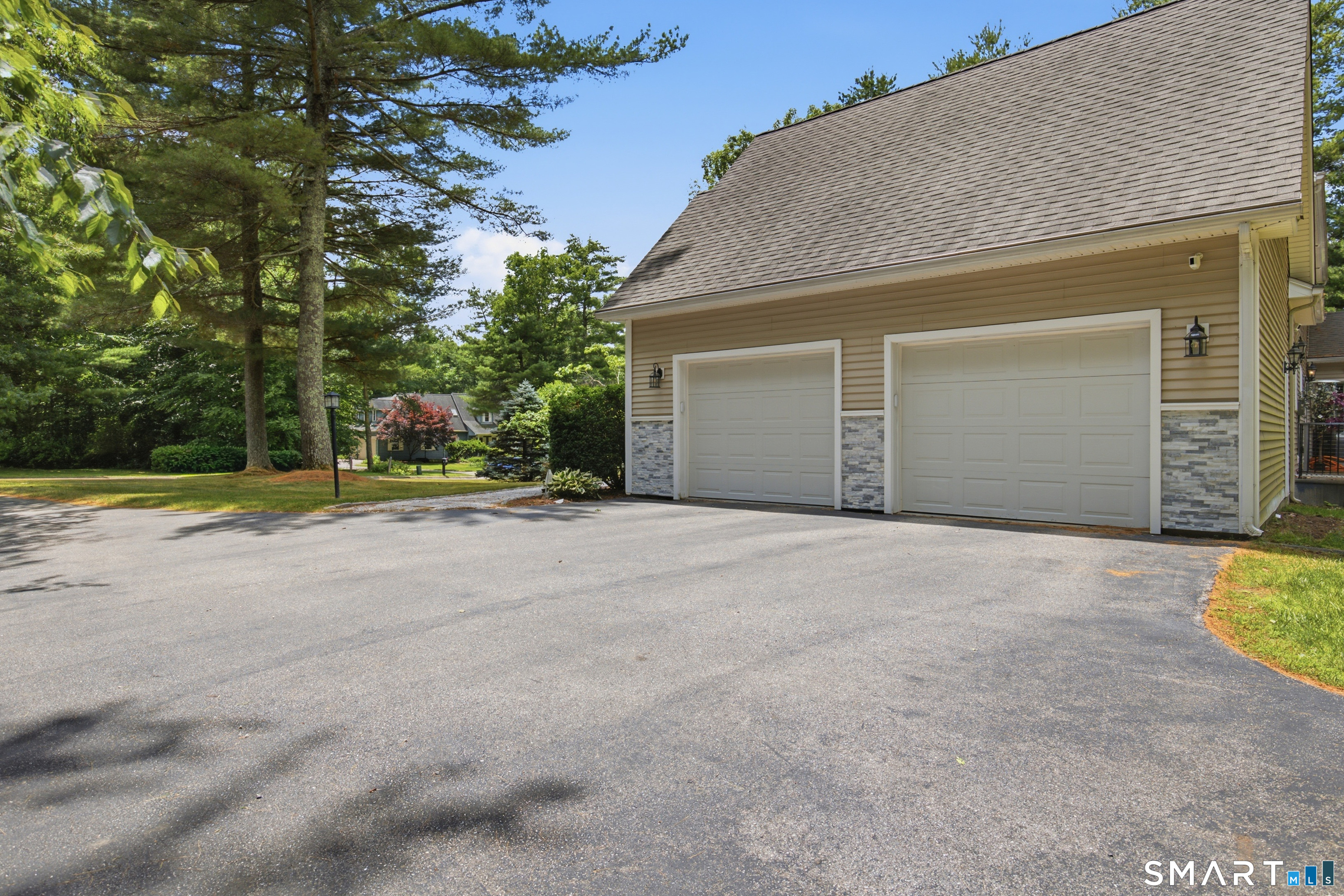 27 Quail Run Road Mansfield, CT 06250 - Photo 36 of 40