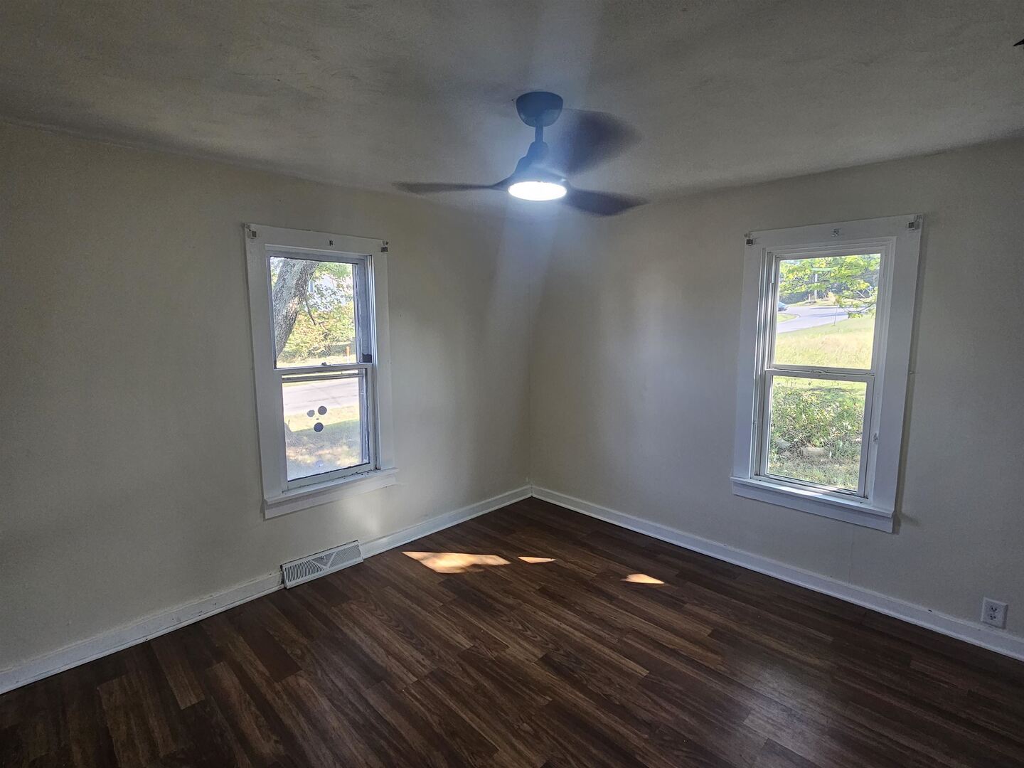 11115 Lamaster Road Marion, IL 62959 - Photo 23 of 26 Gallery Image 23
