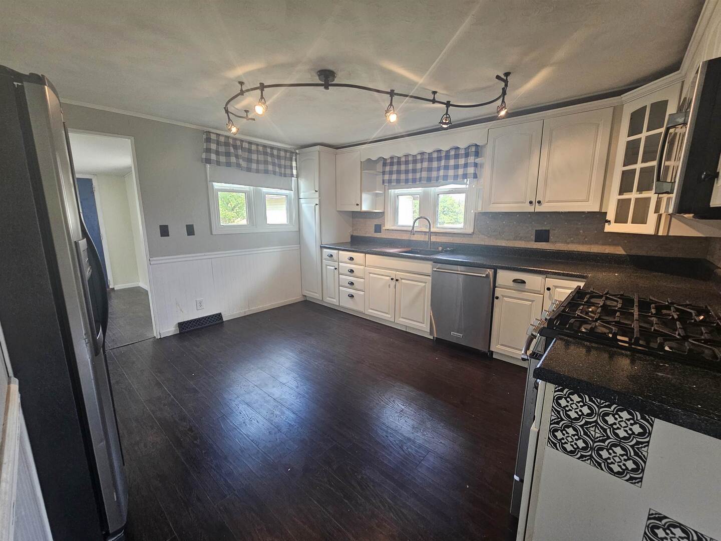 11115 Lamaster Road Marion, IL 62959 - Photo 9 of 26 Gallery Image 9