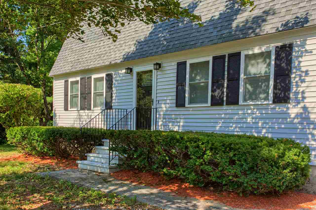 6 Balcom Road Pelham, NH 03076 - Photo 2 of 40