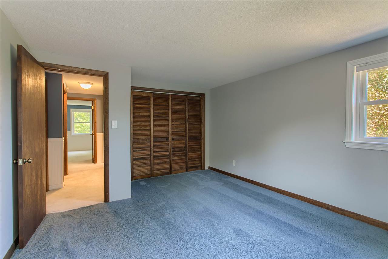 6 Balcom Road Pelham, NH 03076 - Photo 22 of 40