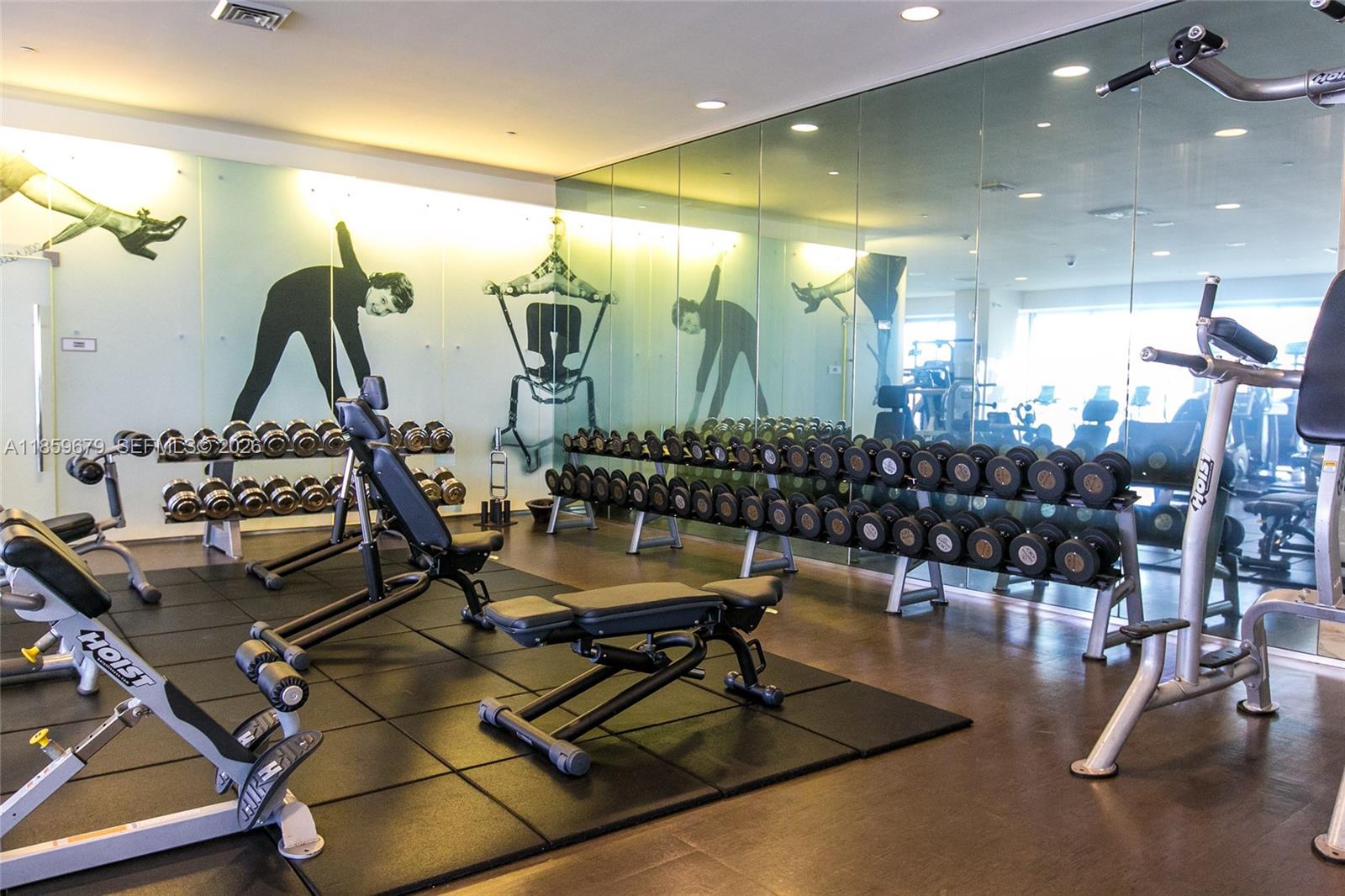 485 Brickell Avenue, Unit 2210 Miami, FL 33131 - Photo 45 of 71
