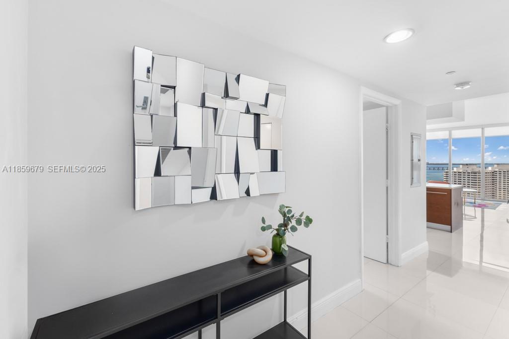 485 Brickell Avenue, Unit 2210 Miami, FL 33131 - Photo 6 of 66 a view of entryway with workspace