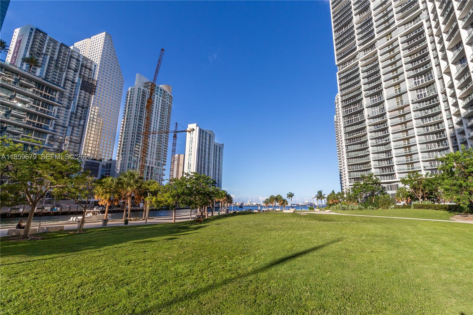 485 Brickell Avenue, Unit 2210 Miami, FL 33131 - Photo 61 of 66 a front view of a building with garden