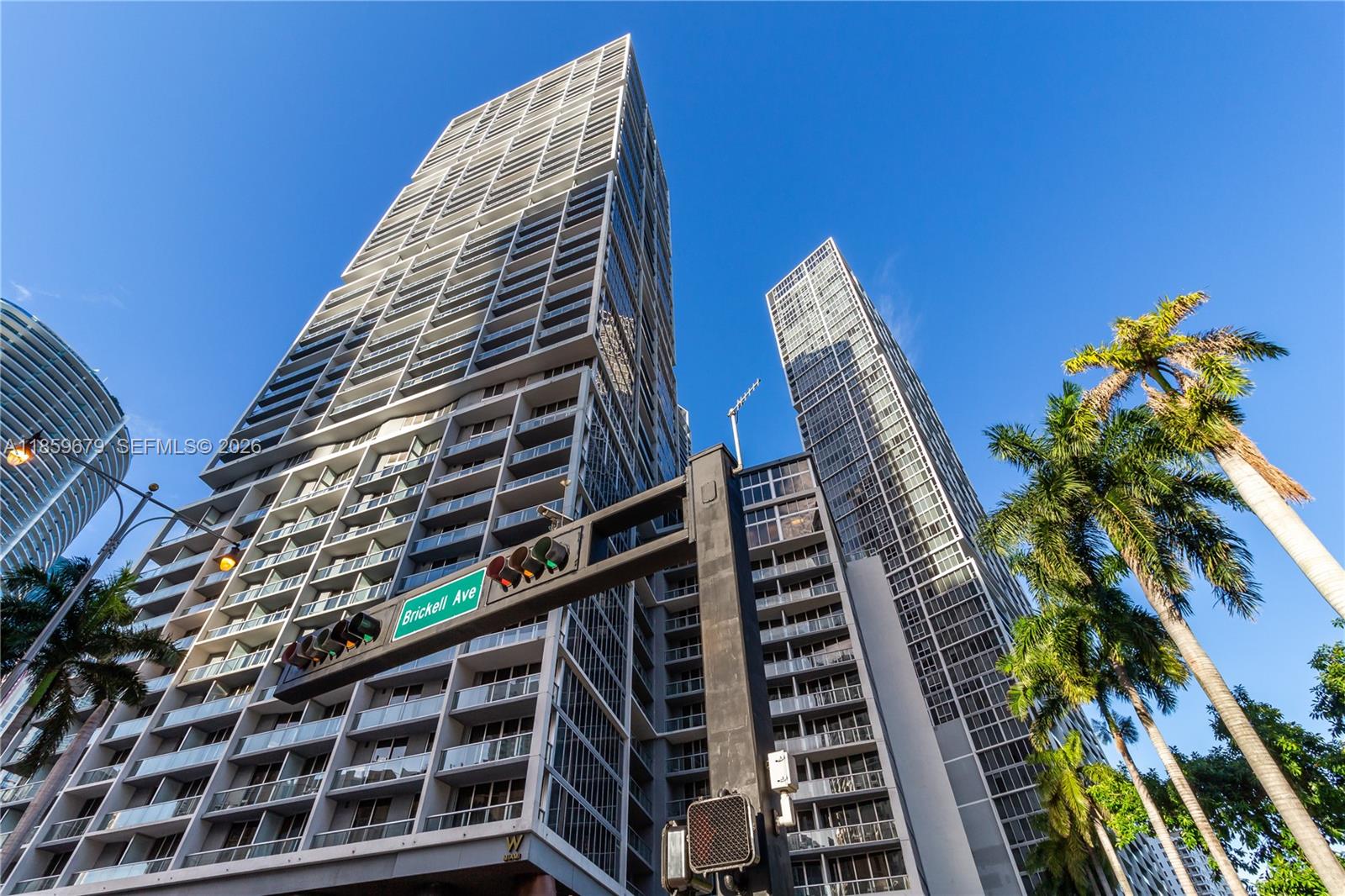485 Brickell Avenue, Unit 2210 Miami, FL 33131 - Photo 69 of 71 a view of a building