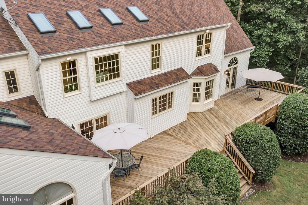 5501 West Ridge View Drive Fairfax, VA 22030 - Photo 4 of 30 Oversized deck stretches with multiple entries