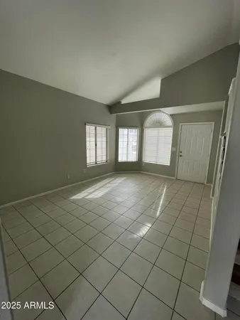 $2,450 | 5222 West Fairview Street, Chandler, AZ 85226