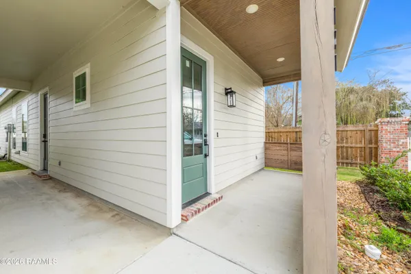 $1,795 | 121 Mayberry Grv Street, Youngsville, LA 70592