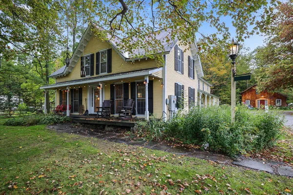 $1,050,000 | 1460 Main Street, Waitsfield, VT 05673