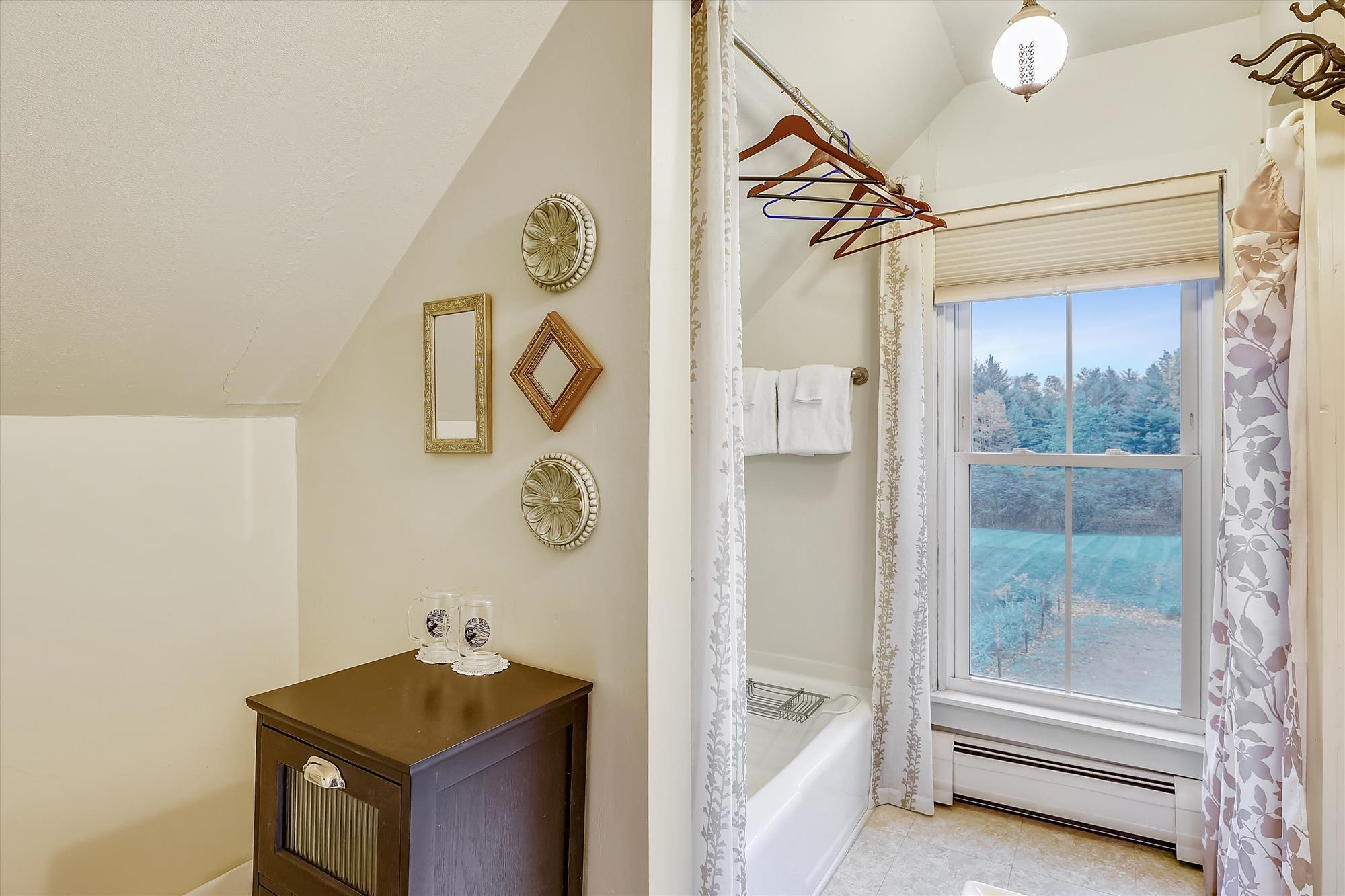 1460 Main Street Waitsfield, VT 05673 - Photo 26 of 58