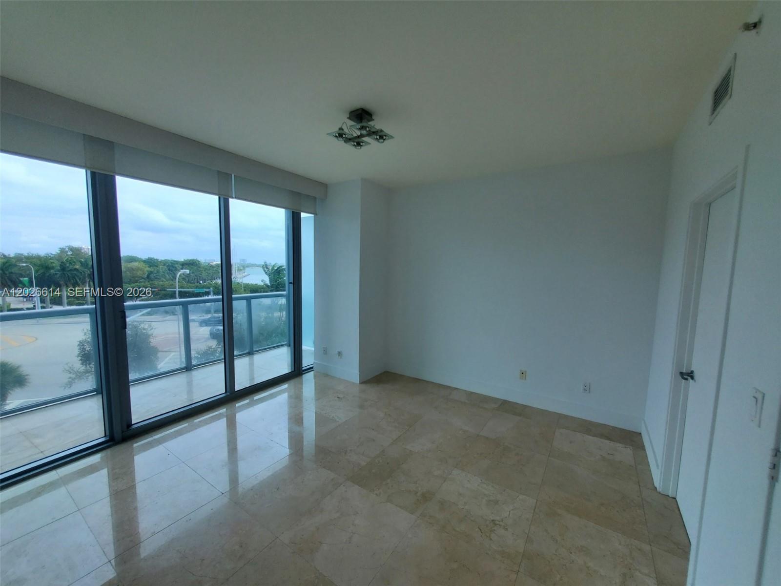 888 Biscayne Boulevard, Unit 311 Miami, FL 33132 - Photo 8 of 13