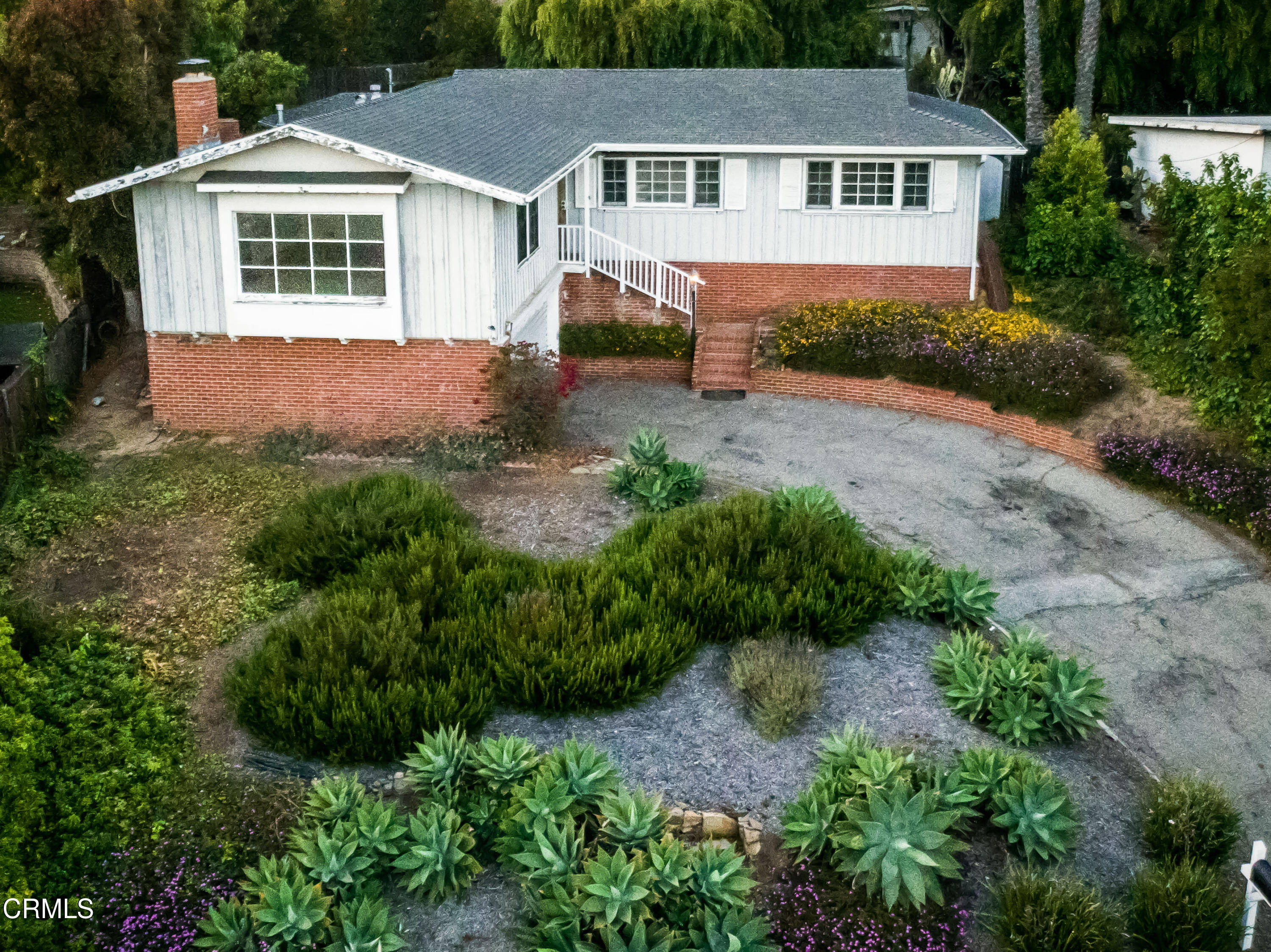 2971 Foothill Road Ventura, CA 93003 - Photo 25 of 25 a view of outdoor space yard and front view of a house