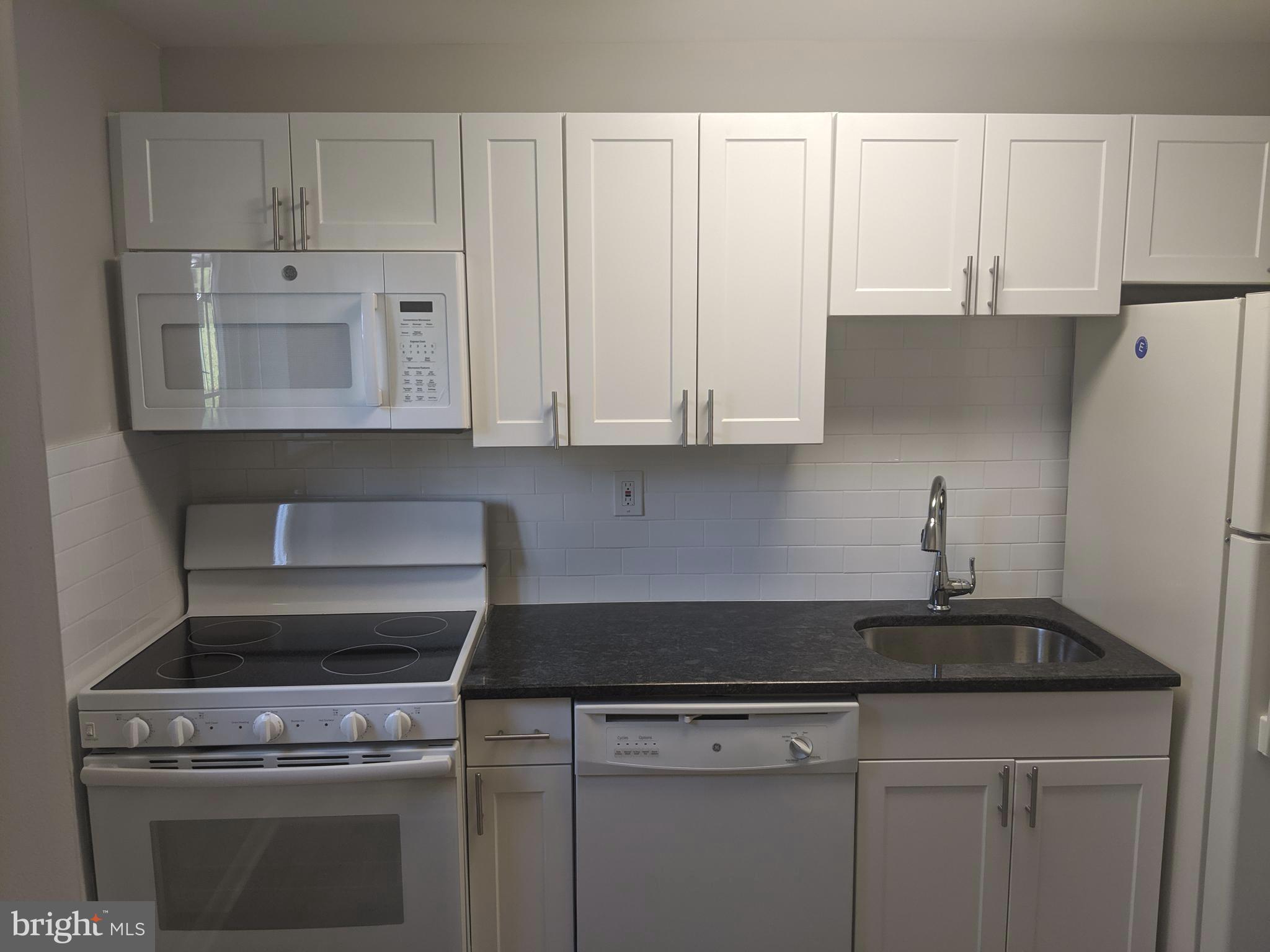 501 Lawrence Road, Unit A12 Broomall, PA 19008 - Photo 3 of 10