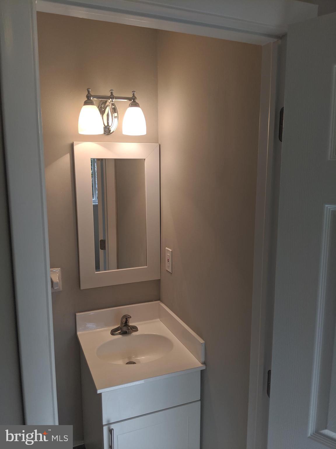 501 Lawrence Road, Unit A12 Broomall, PA 19008 - Photo 8 of 10