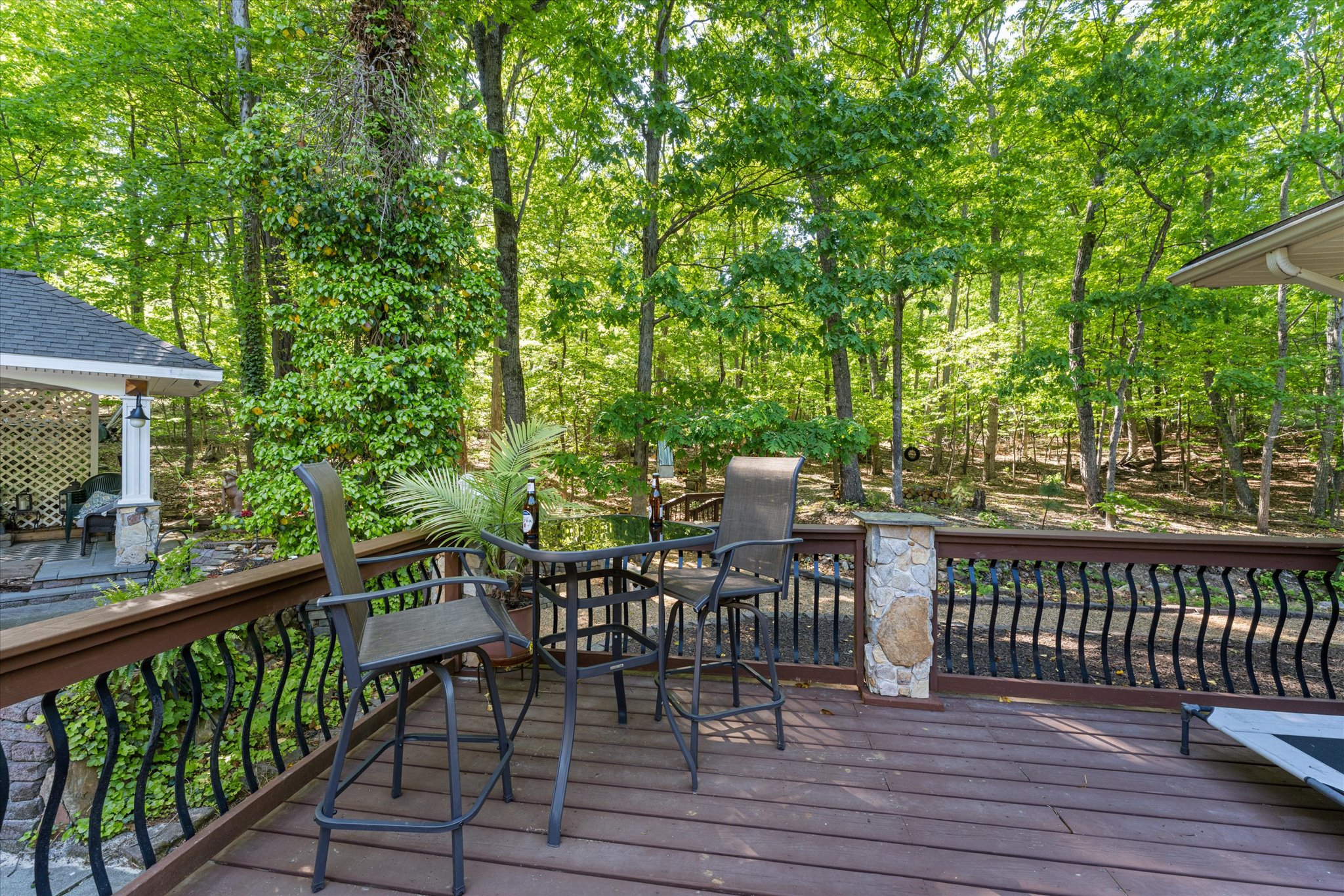 3800 Mountain Road Haymarket, VA 20169 - Photo 20 of 73 Deck overlooking gardens, & peaceful wooded yard.