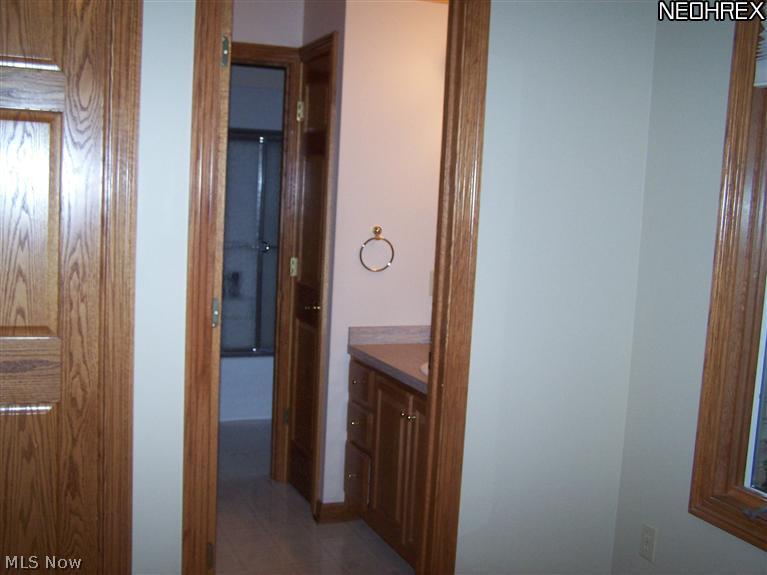 7942 Hartman Road Wadsworth, OH 44281 - Photo 14 of 19