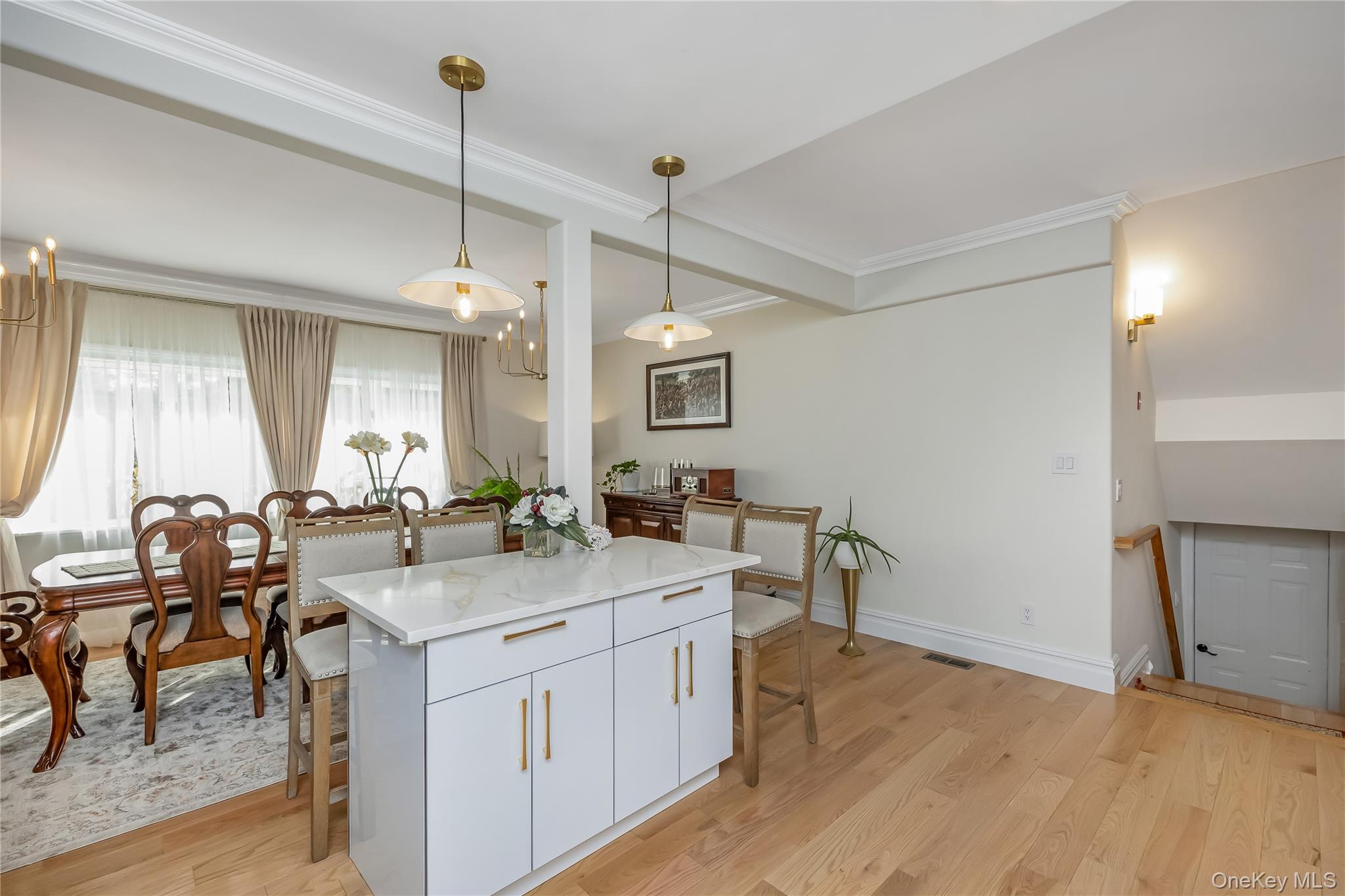 2 Hamilton Street Farmingdale, NY 11735 - Photo 13 of 37