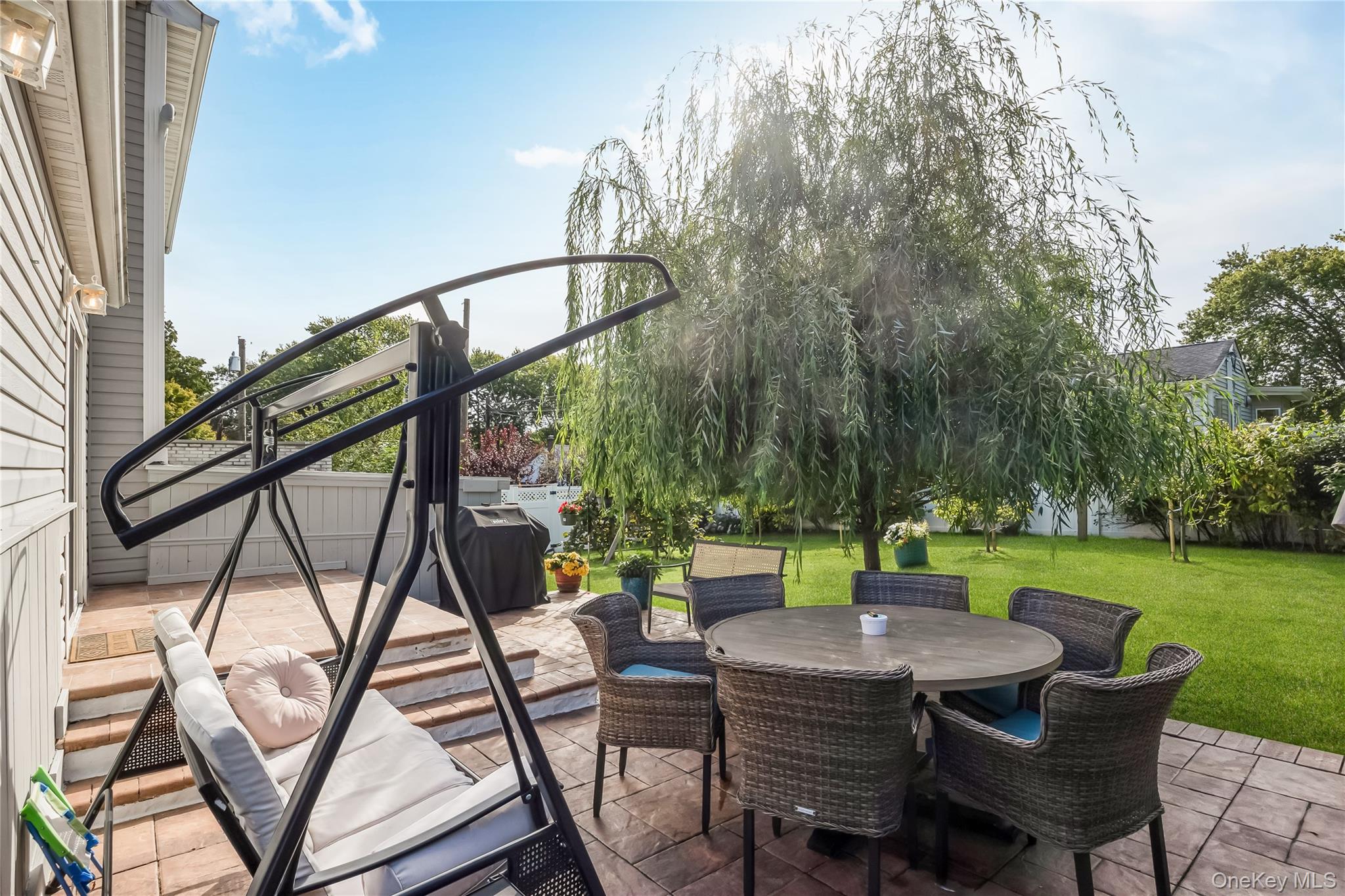 2 Hamilton Street Farmingdale, NY 11735 - Photo 29 of 37