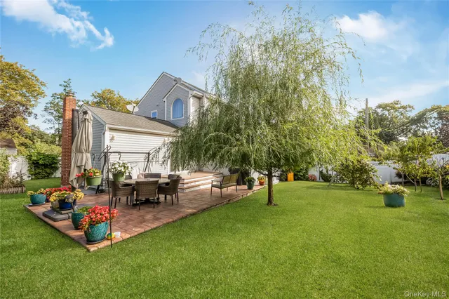 $1,250,000 | 2 Hamilton Street, Farmingdale, NY 11735