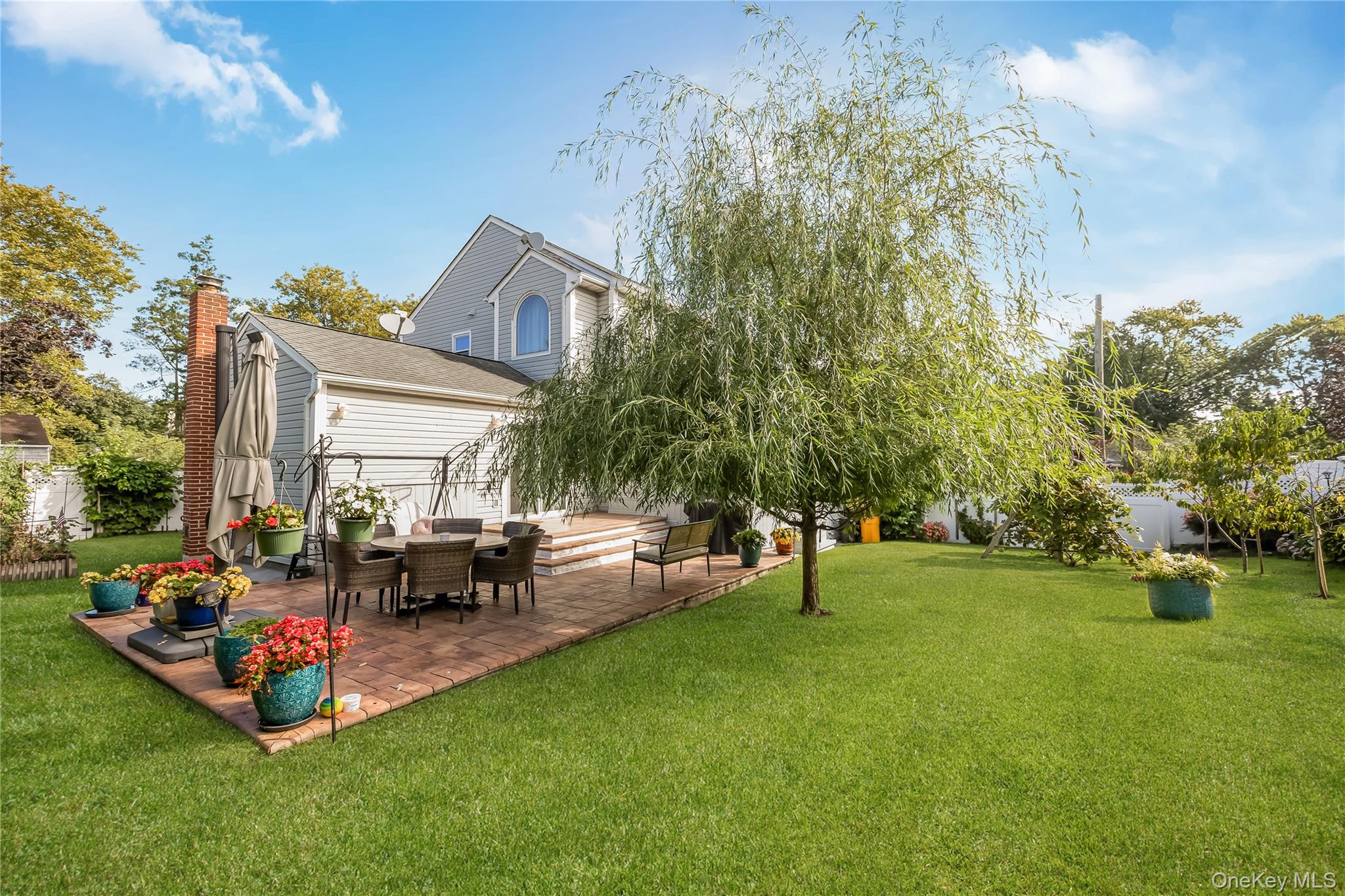 2 Hamilton Street Farmingdale, NY 11735 - Photo 33 of 37