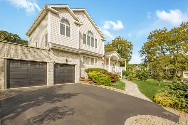 $1,250,000 | 2 Hamilton Street, Farmingdale, NY 11735