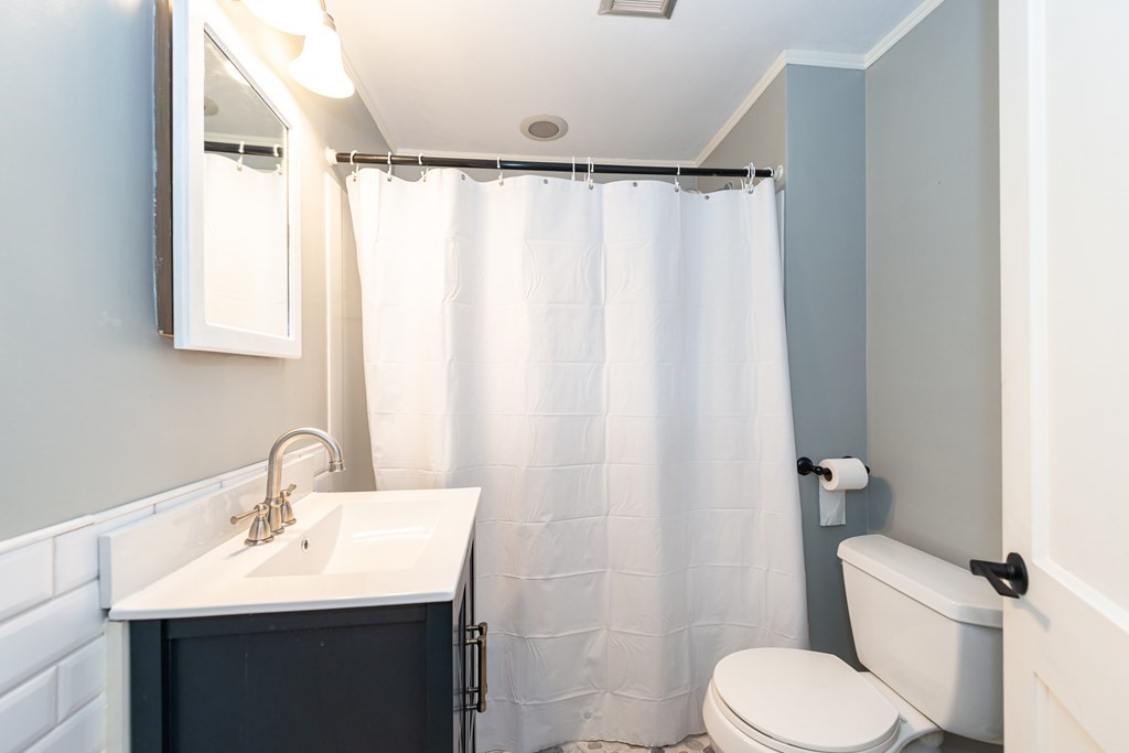 56 Mayfair Road Peabody, MA 01960 - Photo 27 of 41 Gallery Image 27