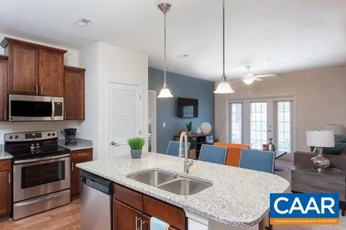 $2,450 | 2015 Reserve Circle, Unit 13, Harrisonburg, VA 22801