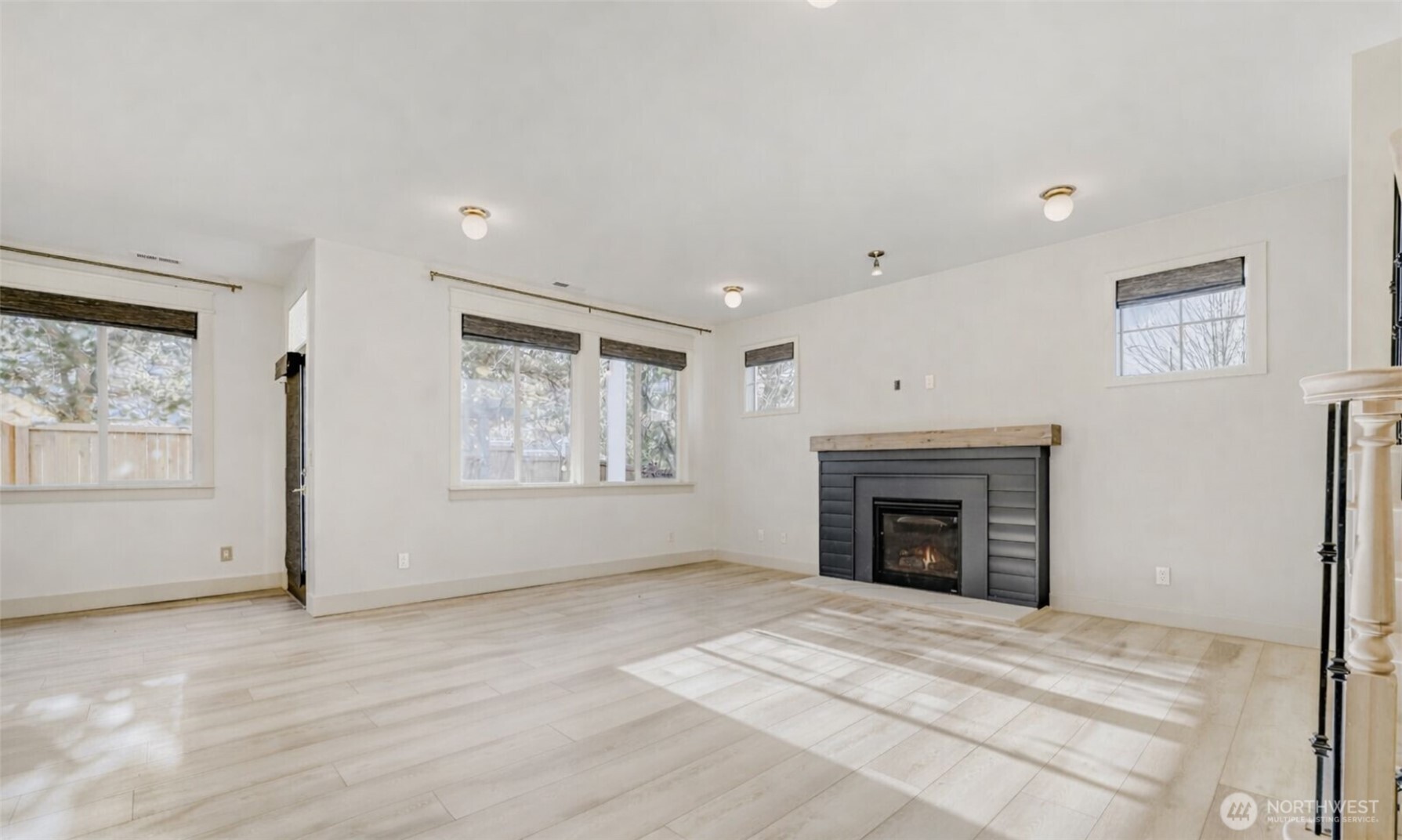 19631 38th Drive Southeast Bothell, WA 98012 - Photo 5 of 39