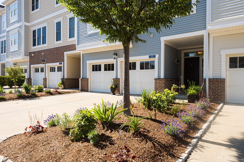 157 HMS Halsted Drive, Unit 157 Hingham, MA 02043 - Photo 33 of 38