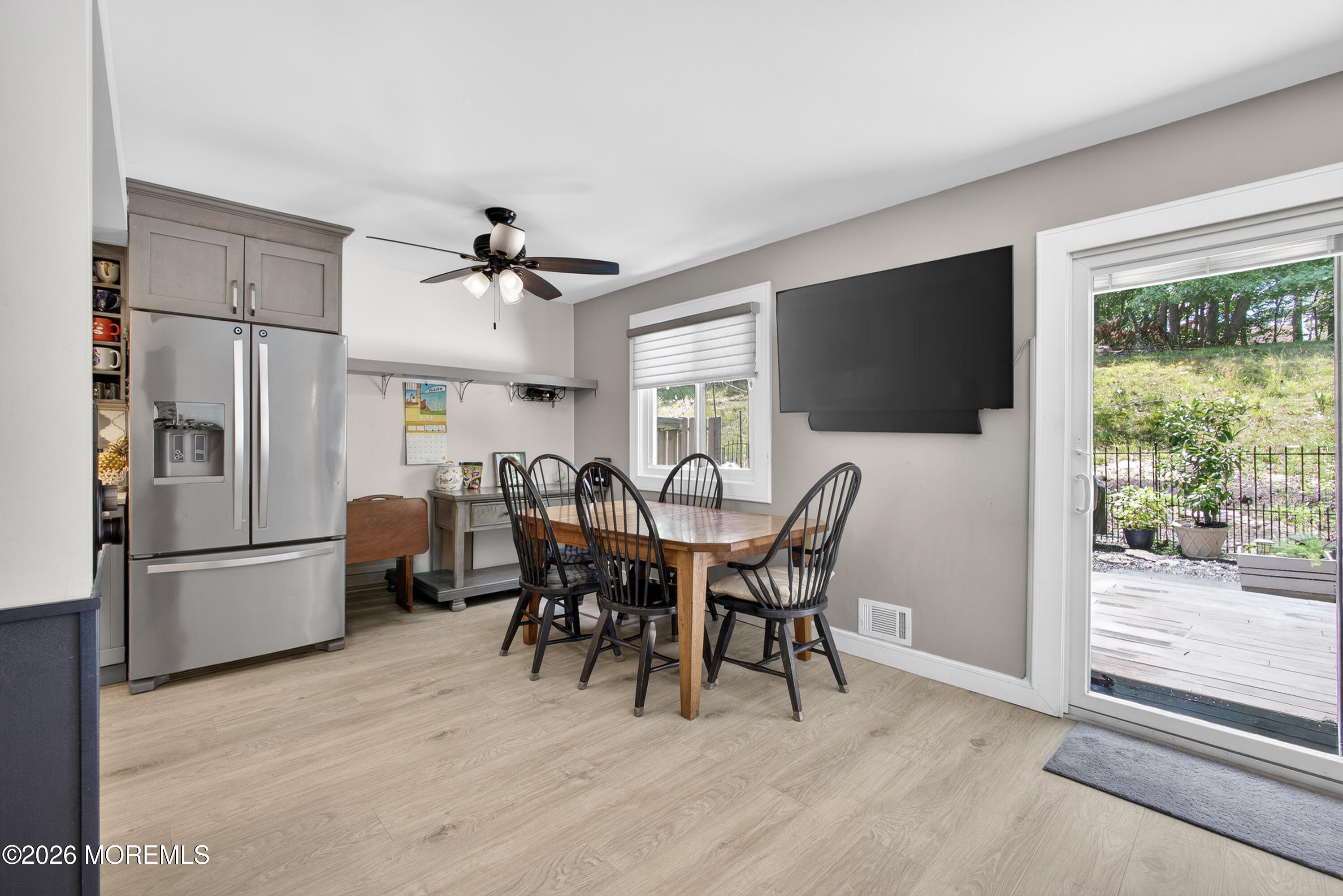 6 Swan Road Howell, NJ 07731 - Photo 17 of 32 6 Swan Ct, Howell017