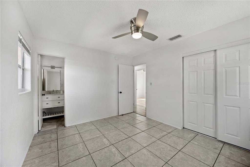 6319 Lafayette Road Bradenton, FL 34207 - Photo 21 of 30 a view of a livingroom with a furniture