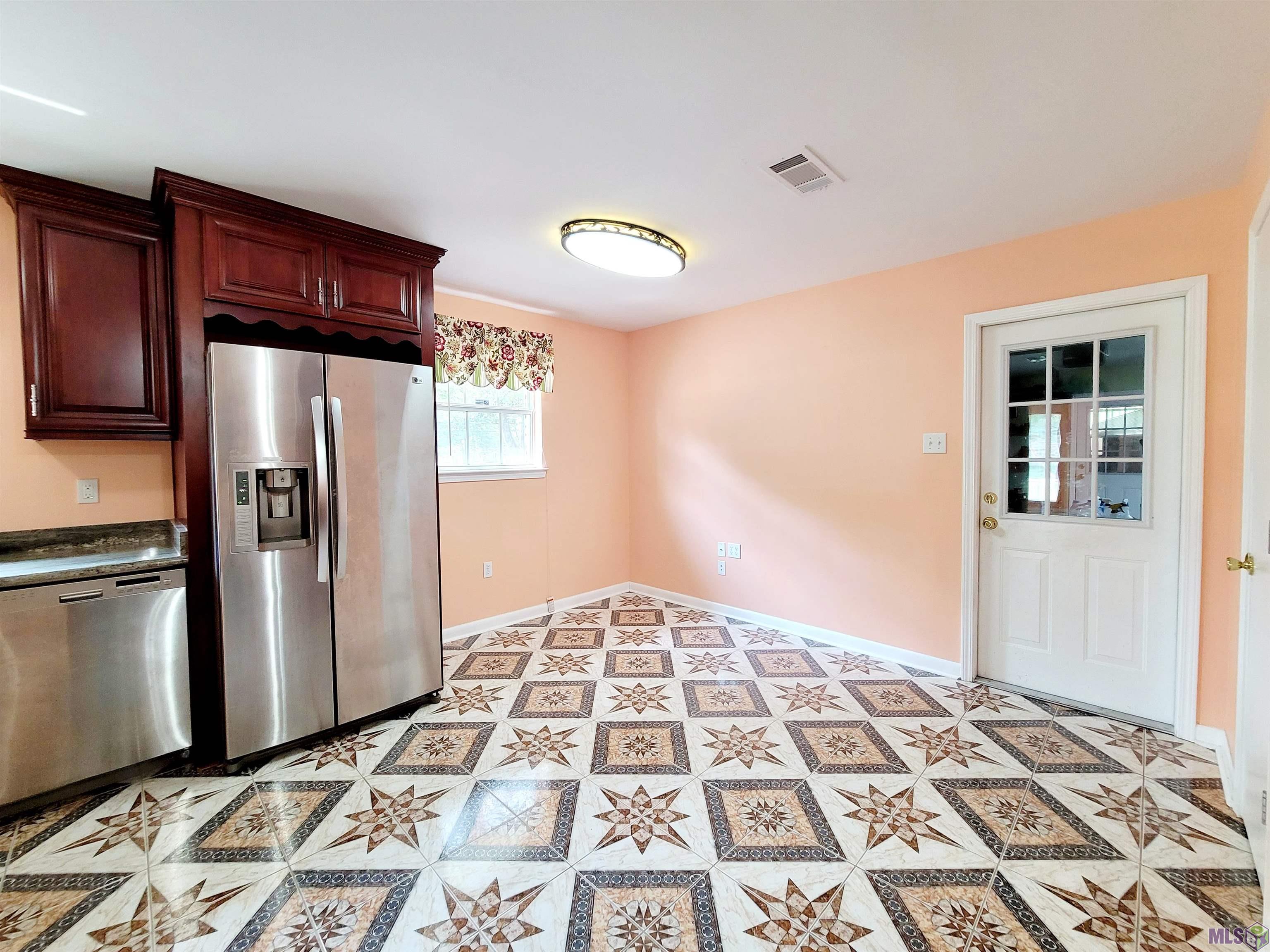 10367 Cyprus Cedar Street Baton Rouge, LA 70816 - Photo 7 of 50 Gallery Image 7