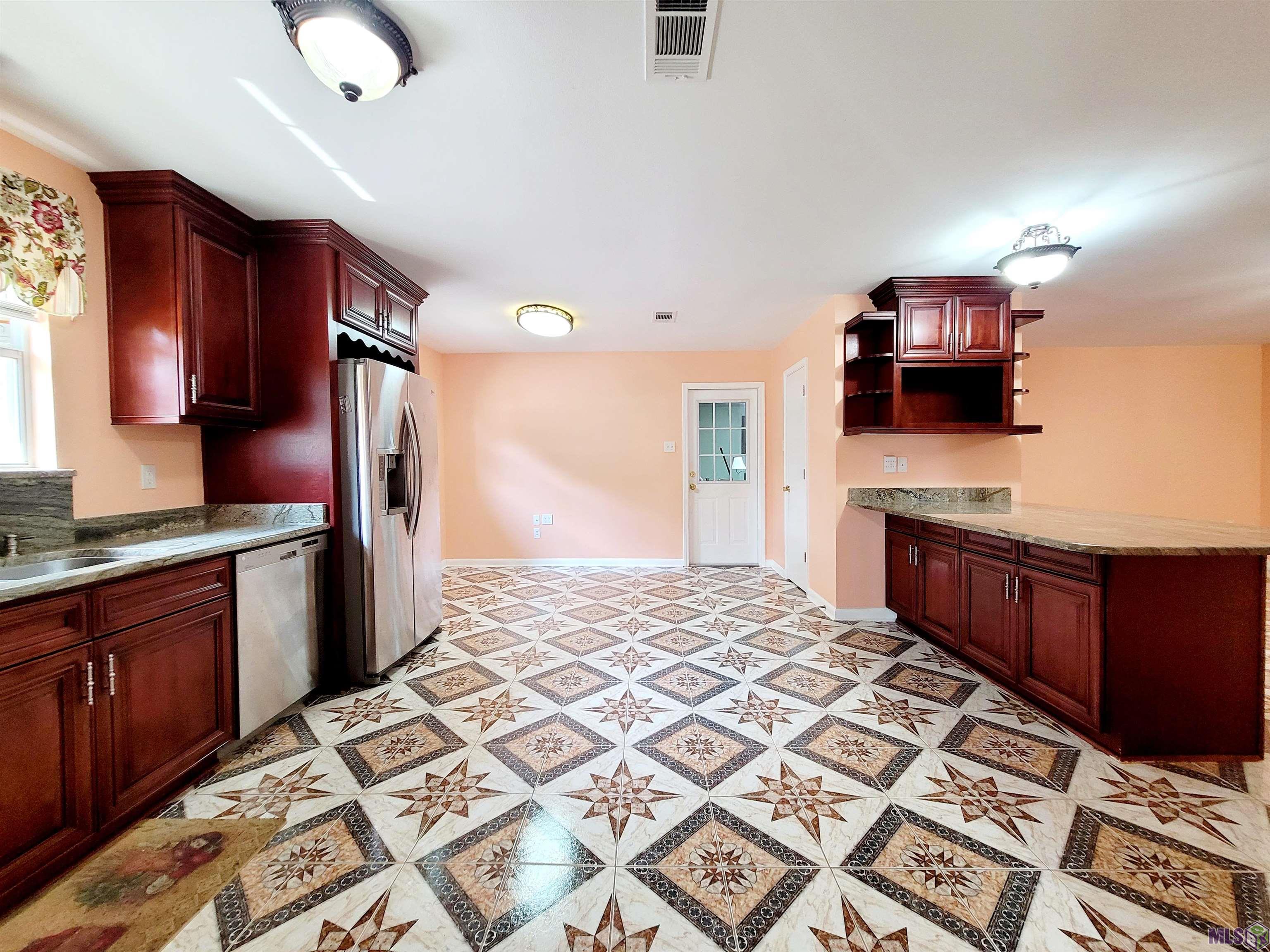 10367 Cyprus Cedar Street Baton Rouge, LA 70816 - Photo 9 of 50 Gallery Image 9