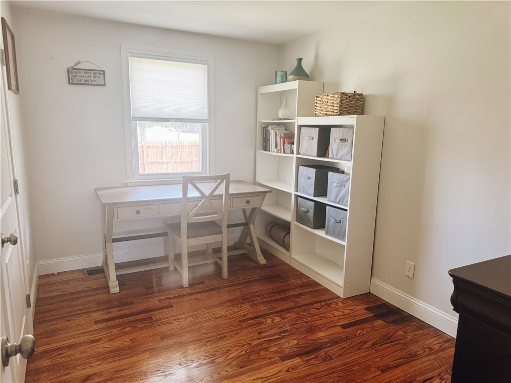 24 Coventry Drive Coventry, RI 02816 - Photo 16 of 24