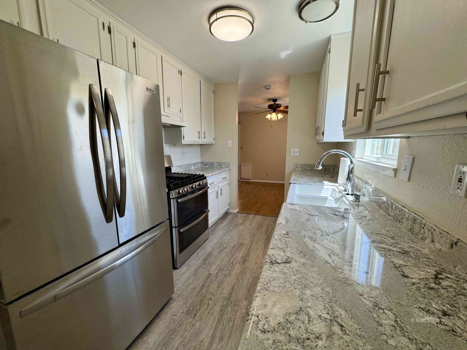 1144 West Coronado Avenue Ridgecrest, CA 93555 - Photo 12 of 33