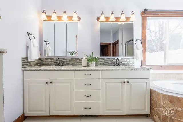 $999,999 | 296 North Clearpoint Way, Eagle, ID 83616