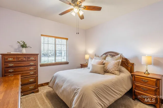 $999,999 | 296 North Clearpoint Way, Eagle, ID 83616