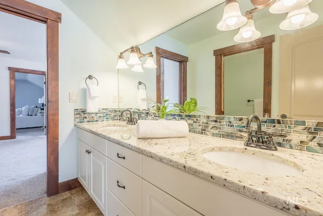 $999,999 | 296 North Clearpoint Way, Eagle, ID 83616