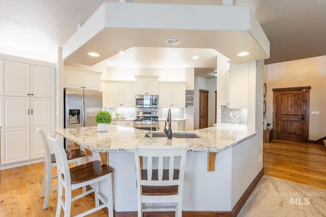 $999,999 | 296 North Clearpoint Way, Eagle, ID 83616