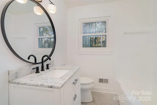 $497,000 | 1118 Jenkins Drive, Charlotte, NC 28212