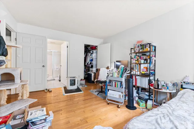 $387,000 | 255 Hampshire Court, Piscataway, NJ 08854