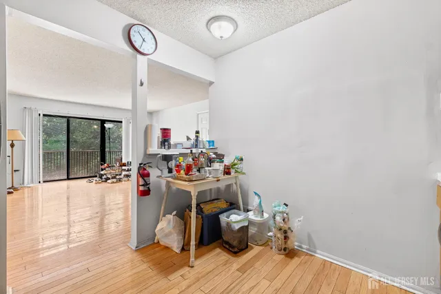 $387,000 | 255 Hampshire Court, Piscataway, NJ 08854