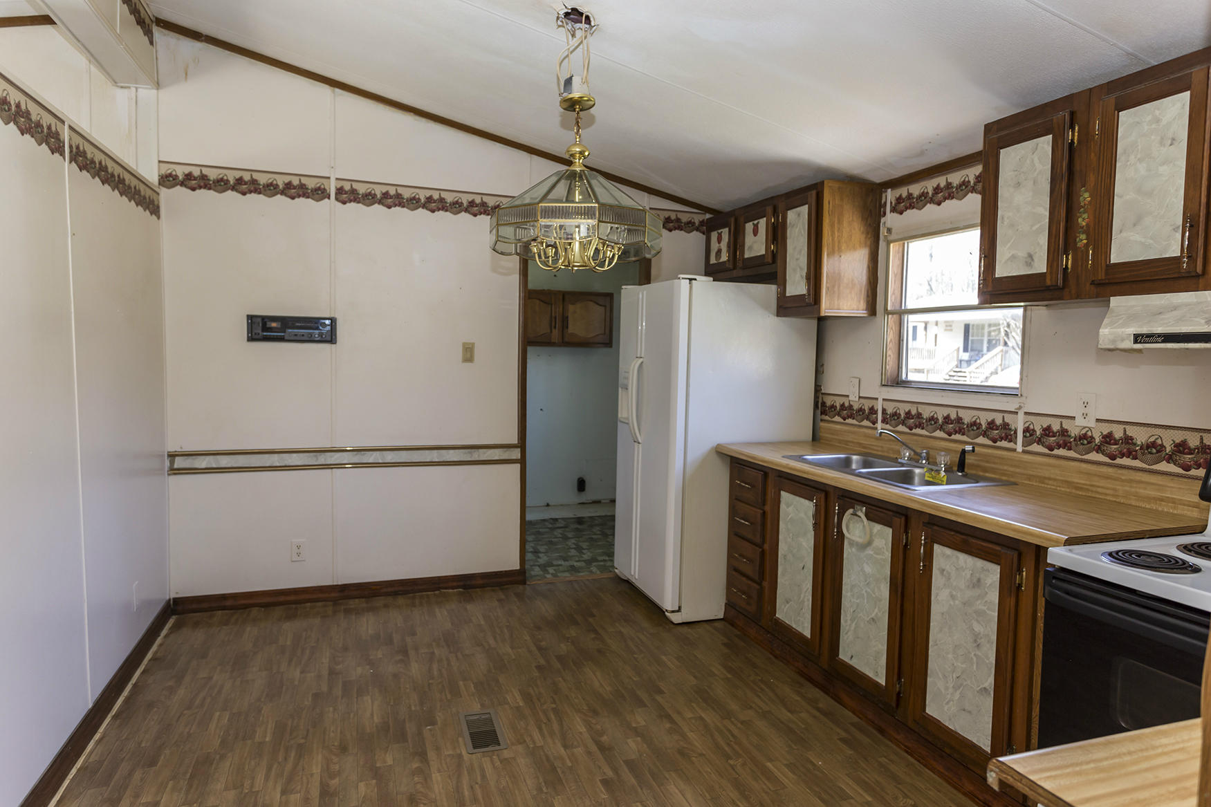 703 Hawkins Road Sweetwater, TN 37874 - Photo 3 of 10 IMG_9963
