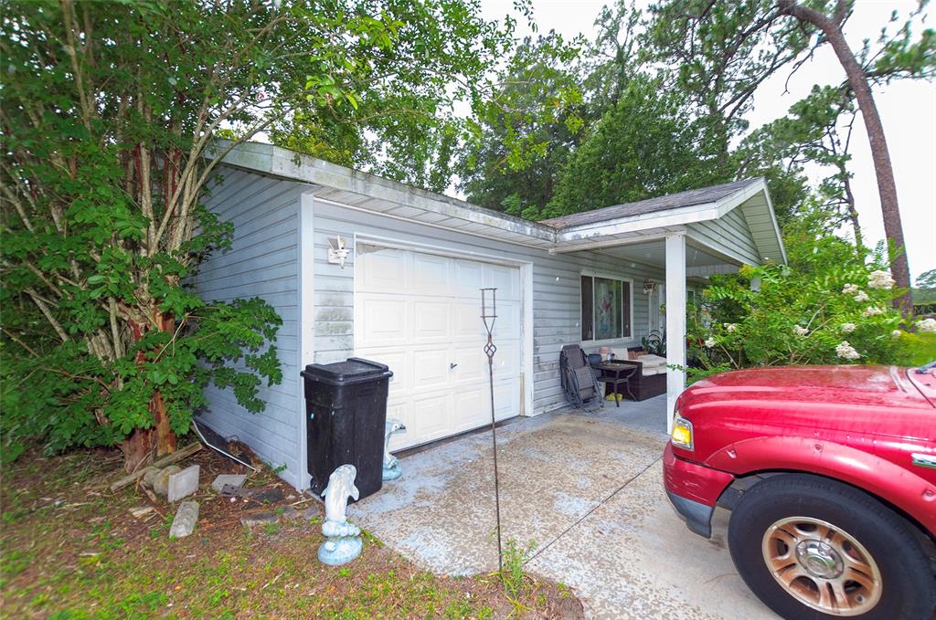 6488 Southwest 103rd Street Road Ocala, FL 34476 - Photo 2 of 25