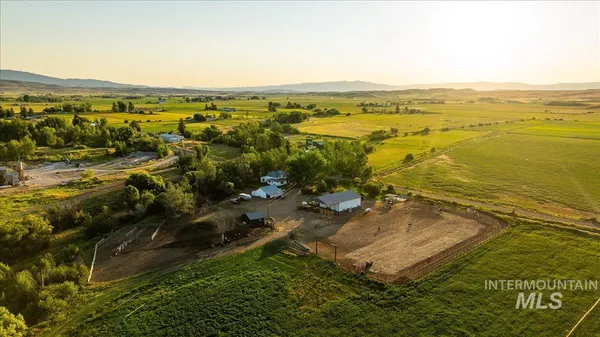 $2,550,000 | 2143 Bonner Road, Midvale, ID 83645
