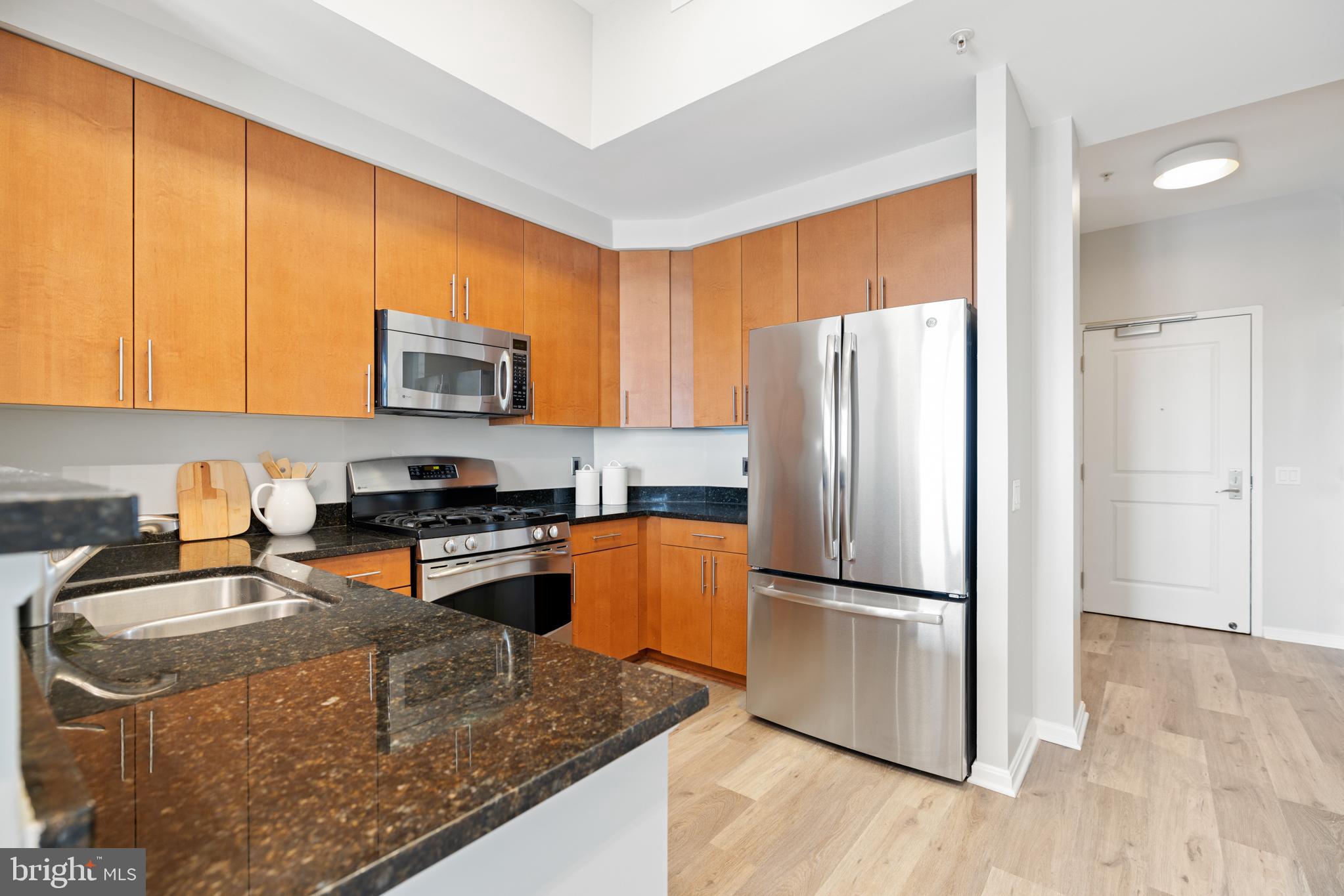 1390 Kenyon Street Northwest, Unit 805 Washington, DC 20010 - Photo 6 of 32